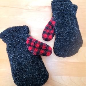 PLATANIA | Fleece Mittens, Sz M